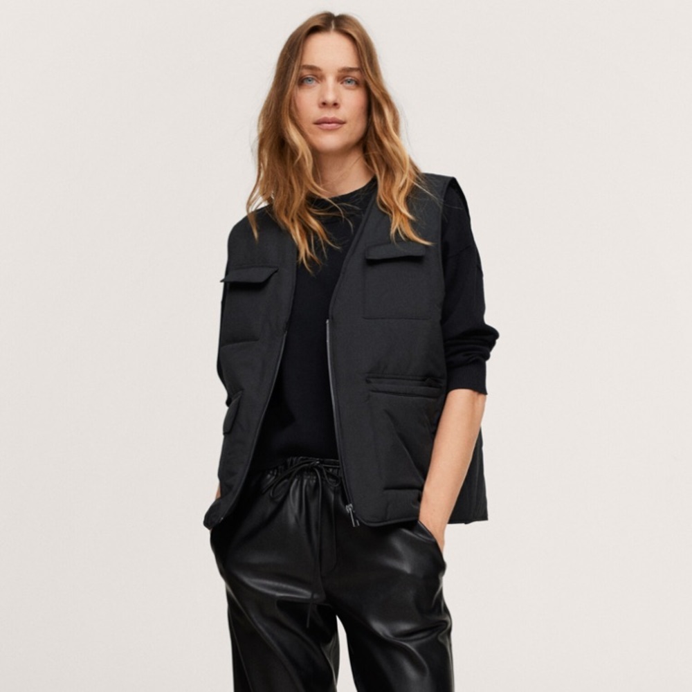 Mango Water-repellent sleeveless quilted oversized zip vest